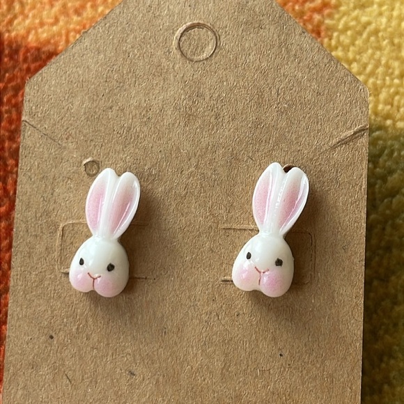 Adorable‎ Pink and White Bunny Stud Earrings - Picture 1 of 6